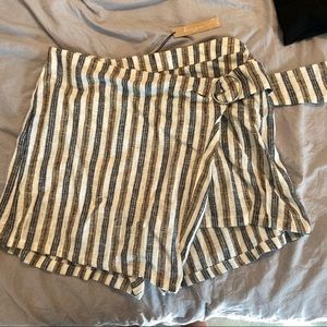 Love tree striped skort